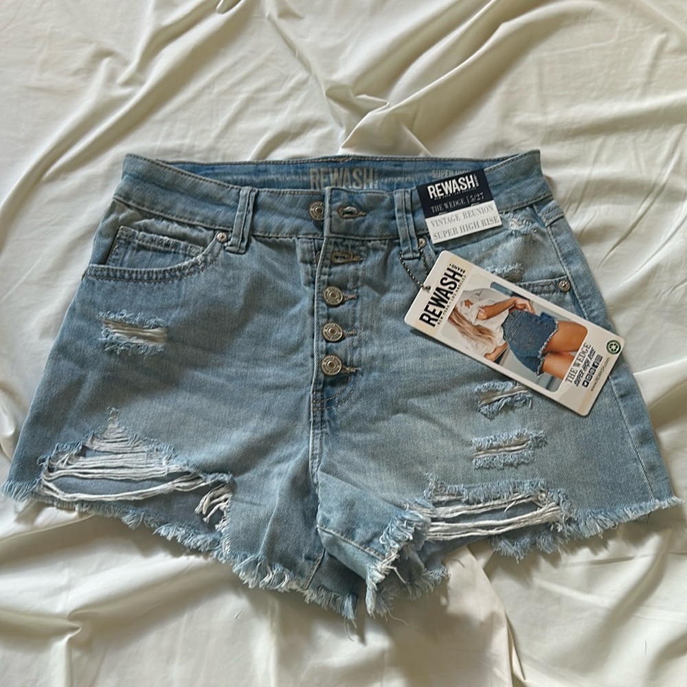 Distressed denim shorts new condition